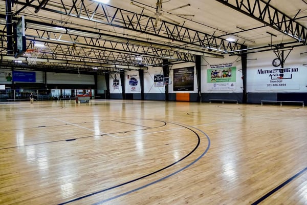 Hardwood Basketball Courts at Insports Center